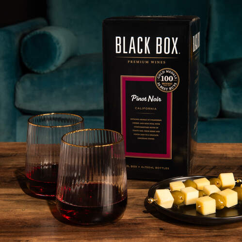 What is the shelf life of boxed wine?