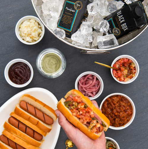 Blsck box wines and hot dogs
